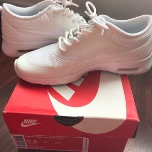 Worn 3xs.  Super comfortable and clean.